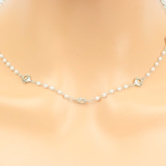 "Minimalist & Elegant Necklace Chain – Perfect for Women & Girls | UNVRC1330 - Picture 5 of 10